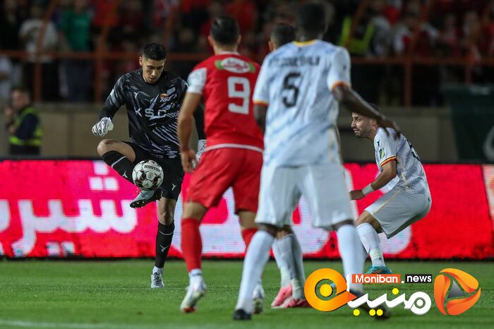 گزارش تصویری| بازی پرسپولیس و فولاد 