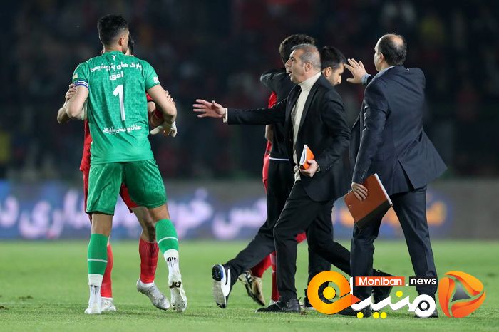 حاشیه های عجیب بازی استقلال و تراکتور