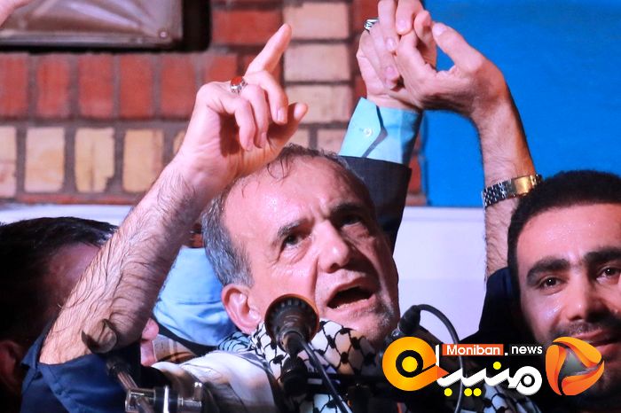 گزارش تصویری| استقبال باشکوه از پزشکیان در اهواز