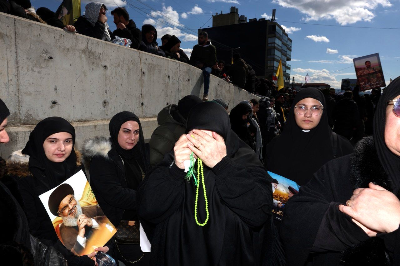 گزارش تصویری/ حضور جنگنده های اسرائیلی بر فراز تشییع پیکر سیدحسن نصرالله