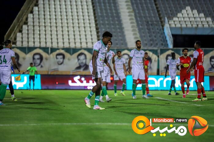 گزارش تصویری| حاشیه بازی آلومینیوم اراک و پرسپولیس