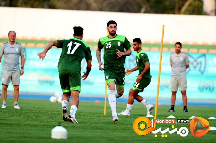 بازديد وزير ورزش و جوانان از اردوي تيم ملي فوتبال