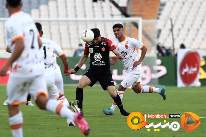 دیدار تیم های پرسپولیس تهران - مس رفسنجان