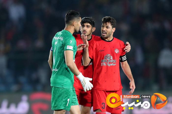 حاشیه های عجیب بازی استقلال و تراکتور