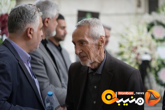مراسم ختم پدر صاحب امتیاز منیبان
