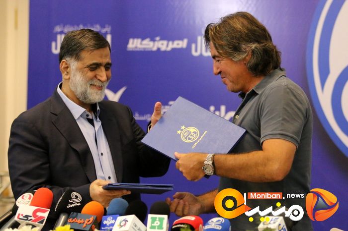 مراسم امضای قرارداد ریکاردو ساپینتو، سرمربی استقلال