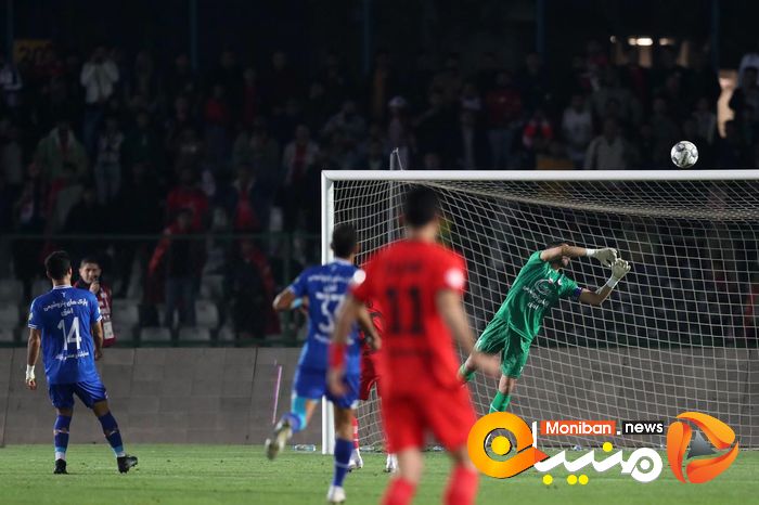 گزارش تصویری| شکست سنگین استقلال مقابل تراکتور