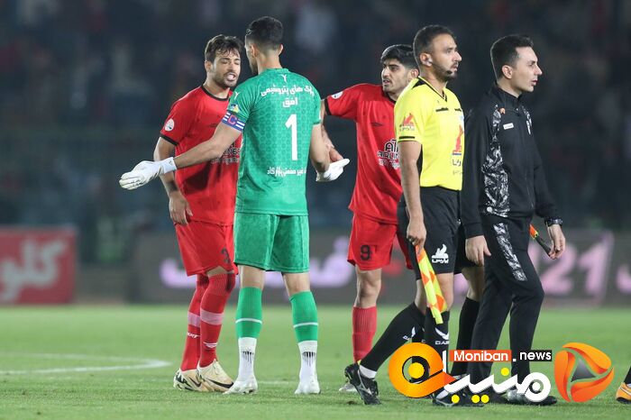 حاشیه های عجیب بازی استقلال و تراکتور