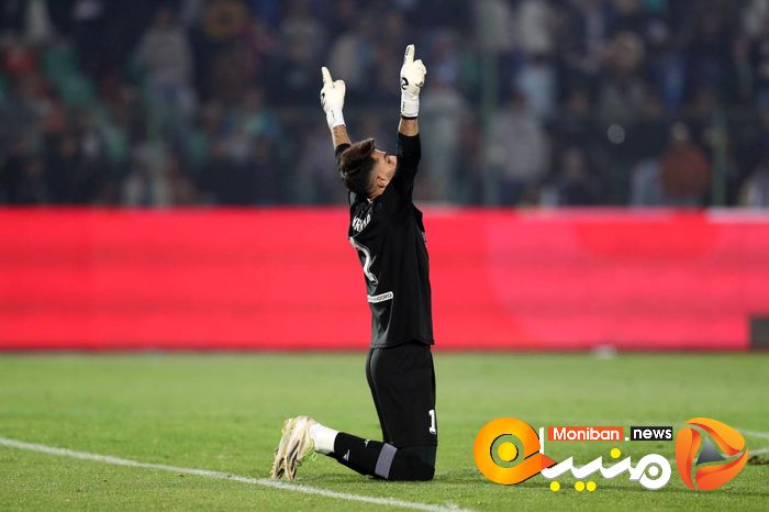 گزارش تصویری| شکست سنگین استقلال مقابل تراکتور