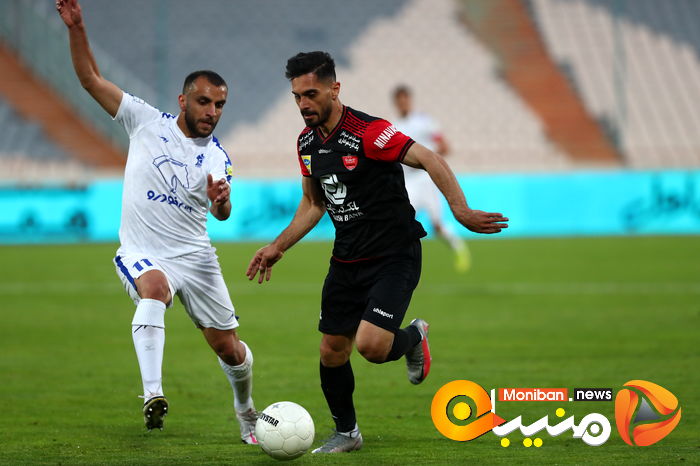 دیدار تیم های پرسپولیس-پیکان