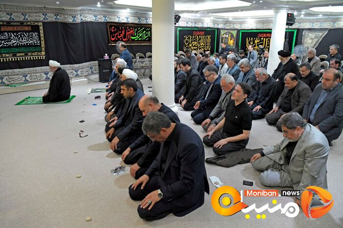 مراسم عزاداری سیدالشهدا (ع) در دفتر حسن روحانی