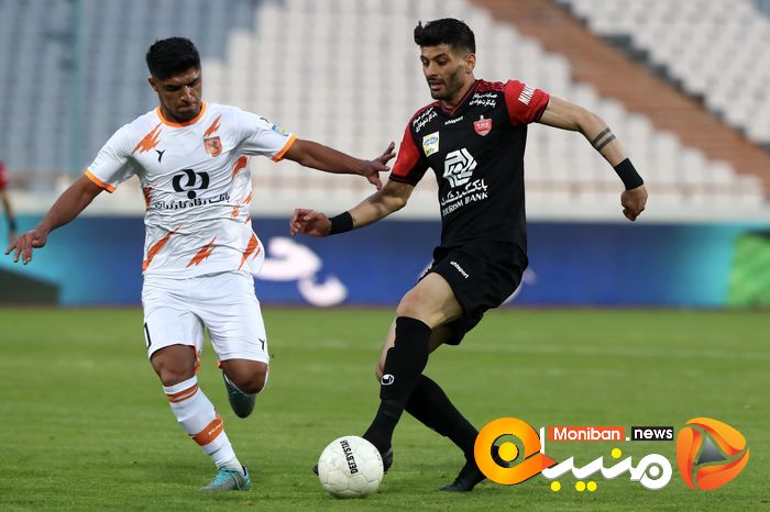 دیدار تیم های پرسپولیس تهران - مس رفسنجان