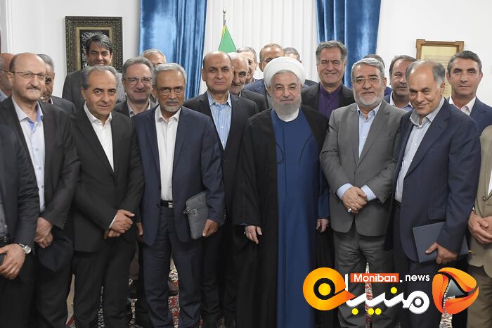دیدار استانداران دولت یازدهم و دوازدهم با حسن روحانی