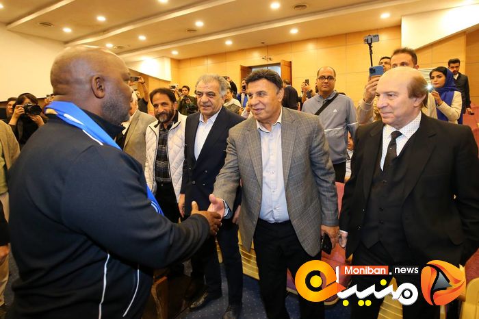 گزارش تصویری| مراسم معارفه موسیمانه، سرمربی استقلال