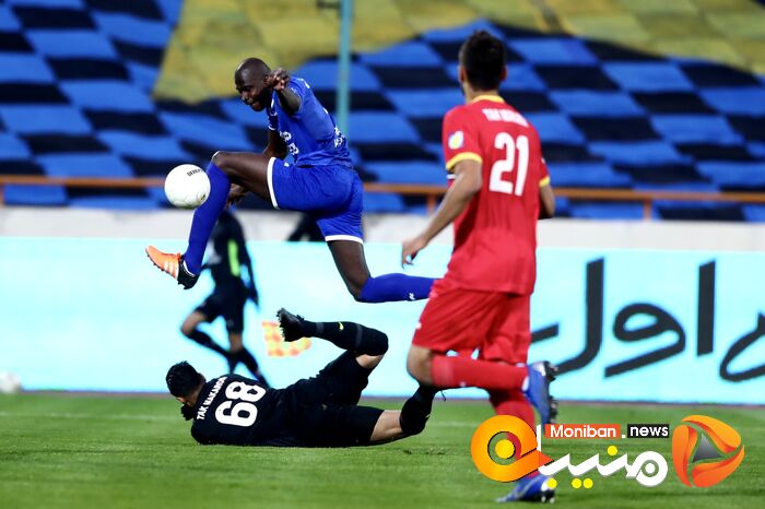 بازی استقلال مقابل فولاد خوزستان