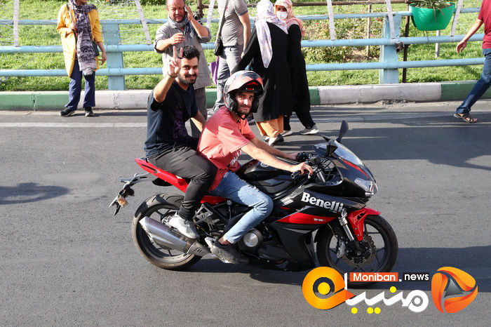 مهمونی ۱۰ کیلومتری