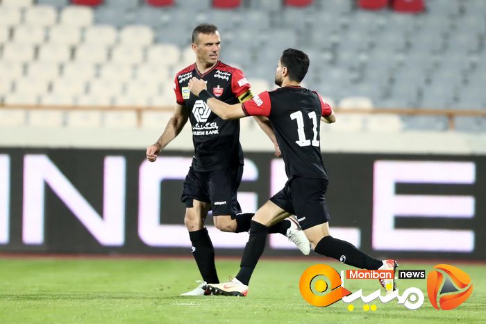 دیدار تیم های پرسپولیس تهران - مس رفسنجان