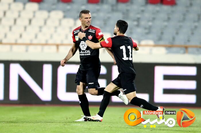 دیدار تیم های پرسپولیس تهران - مس رفسنجان