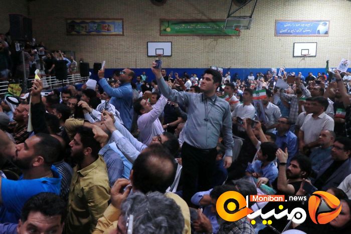 گزارش تصویری| استقبال باشکوه از پزشکیان در اهواز