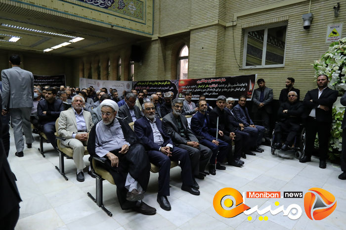 گزارش تصویری| حضور خاتمی، روحانی، خمینی و لاریجانی در مراسم ختم والده اسحاق جهانگیری
