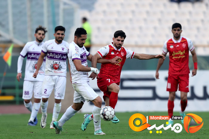 گزارش تصویری| بازی پرسپولیس و هوادار