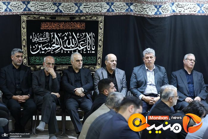 مراسم عزاداری سیدالشهدا (ع) در دفتر حسن روحانی