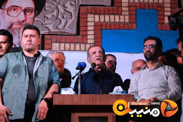 گزارش تصویری| استقبال باشکوه از پزشکیان در اهواز