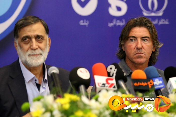 مراسم امضای قرارداد ریکاردو ساپینتو، سرمربی استقلال