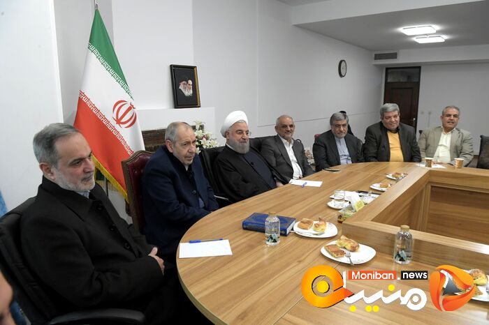 دیدار جمعی از فرهنگیان با حسن روحانی